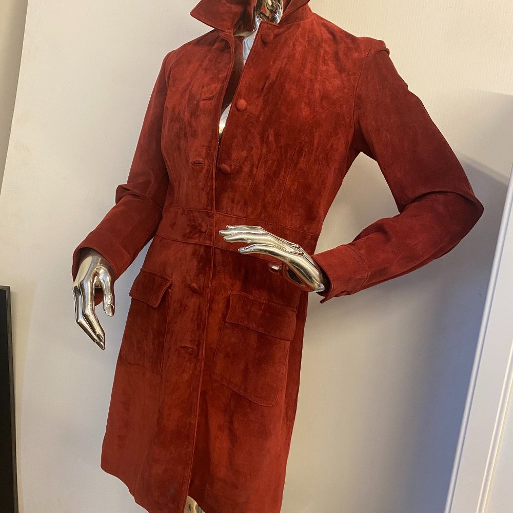WOMAN'S RED SUEDE COAT SIZE SMALL (4-6) BRAND: "FOR JOSEPH" MODEL RN:22232